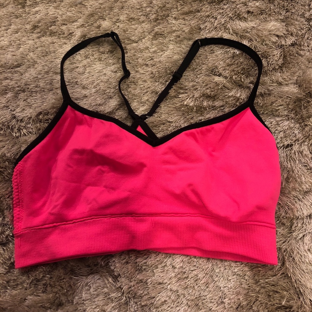 Victoria’s Secret PINK sports bra